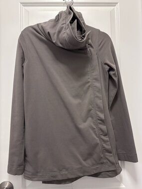 Lululemon athletica Women's Taupe Gray  Asymmetrical Utility Jacket